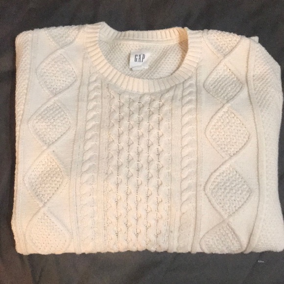 GAP Other - Gap cable knit sweater